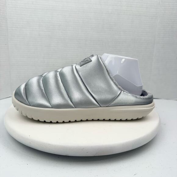 Nike Burrow SE Womens Metallic Silver Slip On Slides Slipper Shoes Size 10 NEW - Picture 1 of 9